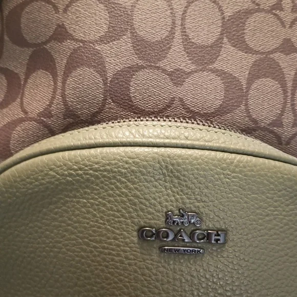 ♥️COACH Brand Green and Brown Court Backpack - Picture 12 of 13